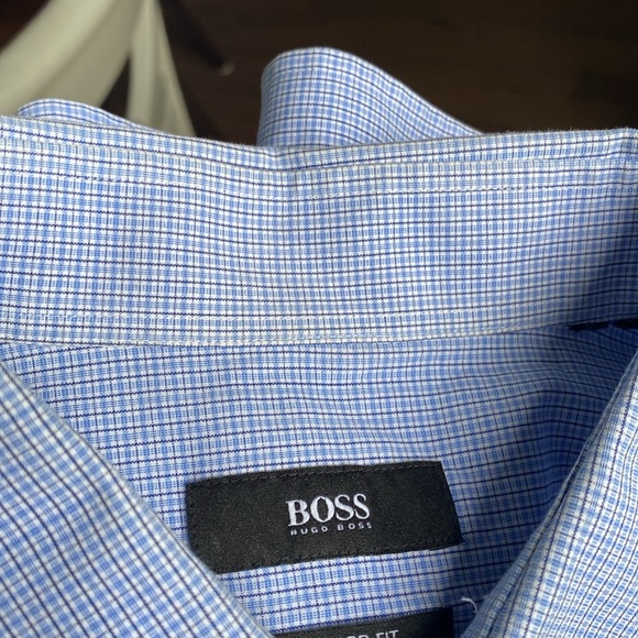 Hugo Boss Button Down Shirt - Picture 7 of 7